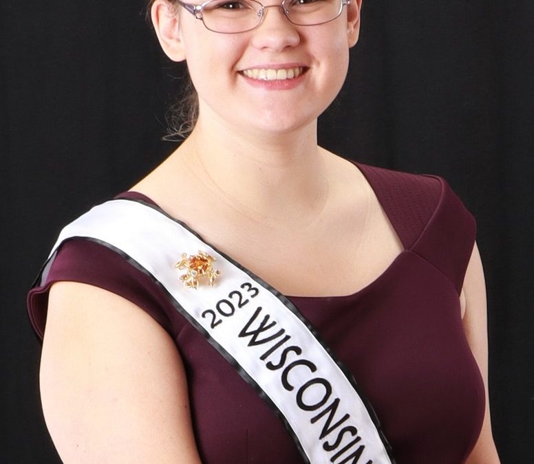 2023 WI Honey Queen Crowned